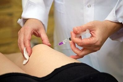 Injections for the treatment of knee articulation arthrosis