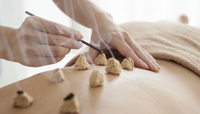 Warming bioactive points on the back for osteochondrosis